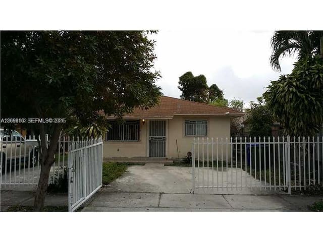 1336 NW 25th Street 1338, Miami, FL 33142