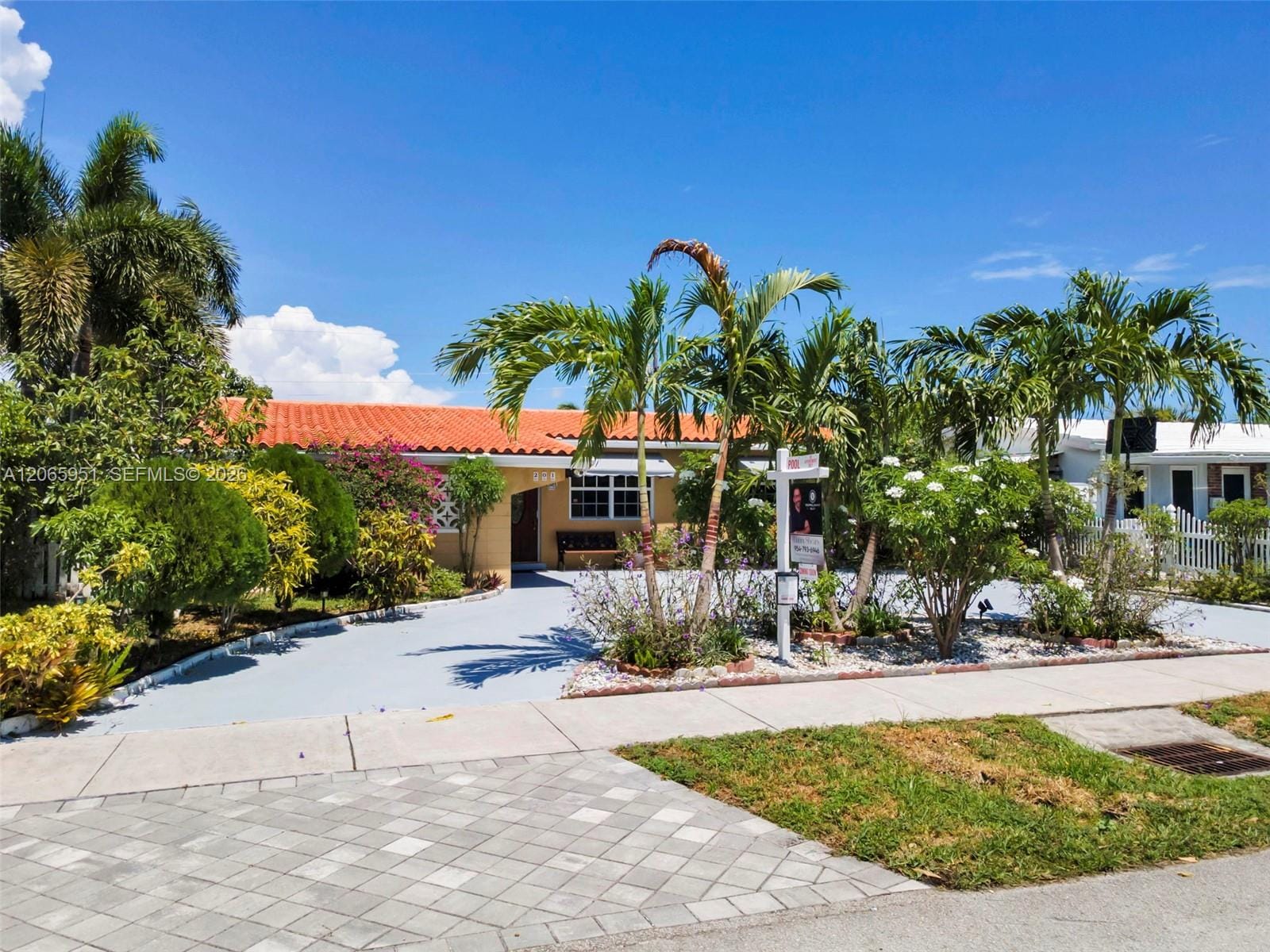 201 NE 57th Court, Oakland Park, FL 33334