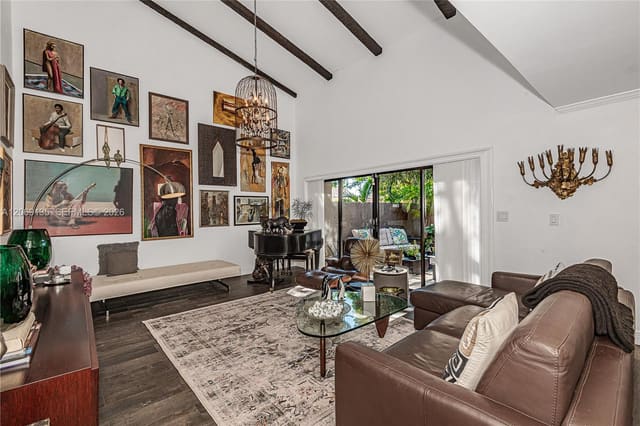 806 Saint Andrews Road 13, Hollywood, FL 33021