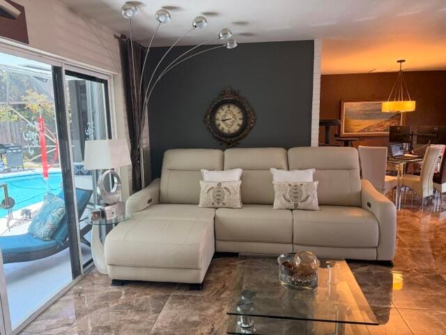 2050 NE 59th Place — photo 8