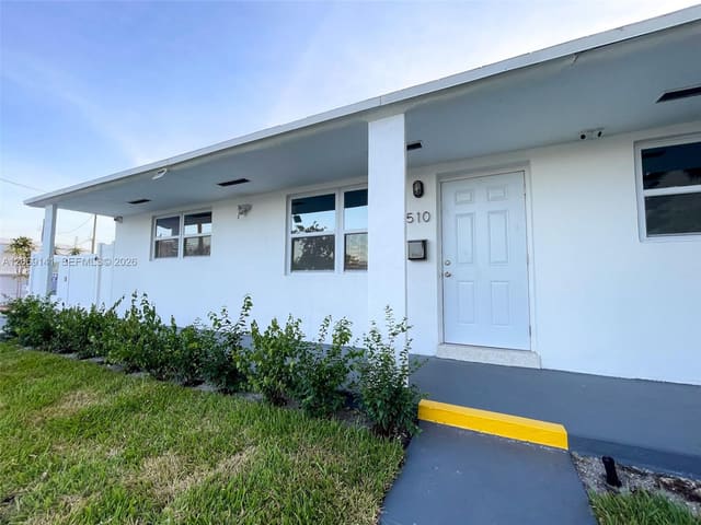 510 NE 4th Avenue 510, Hallandale Beach, FL 33009