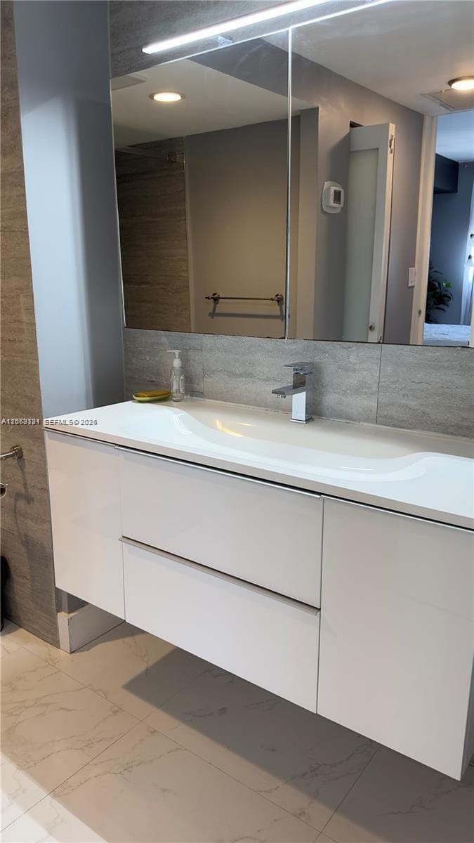 300 Bayview Drive 1102 — photo 10