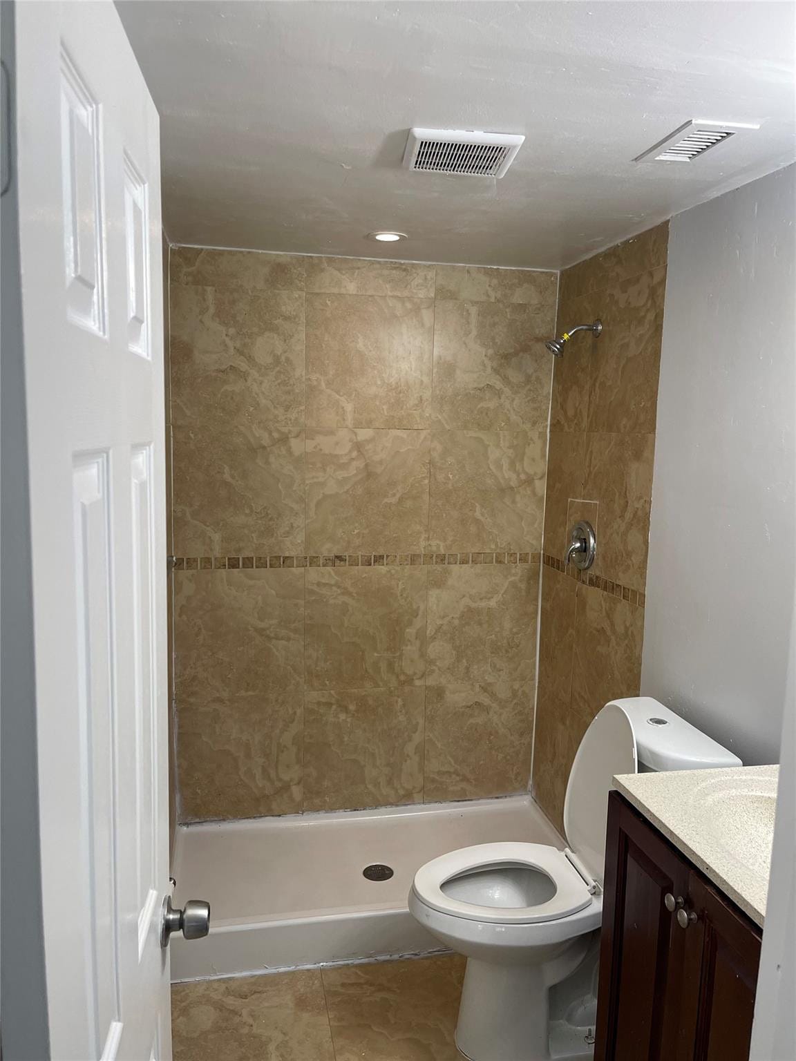8843 SPRINGTREE LAKES Drive — photo 12