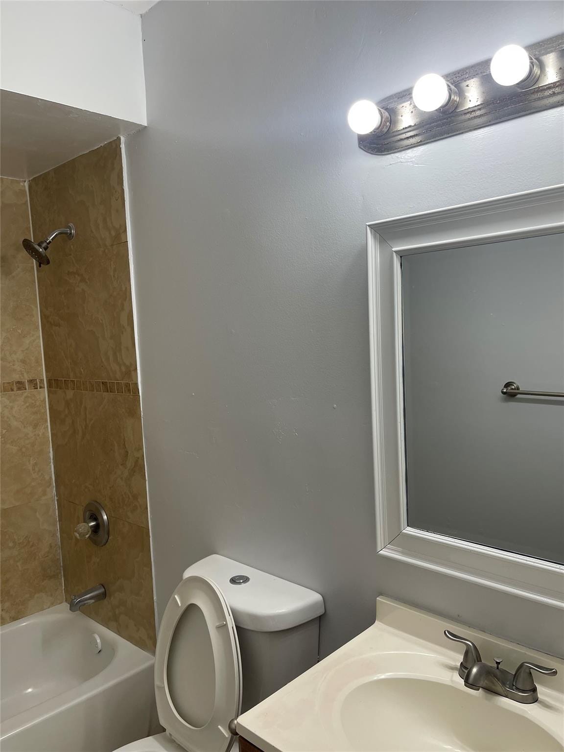 8843 SPRINGTREE LAKES Drive, Sunrise, FL 33351 photo 17