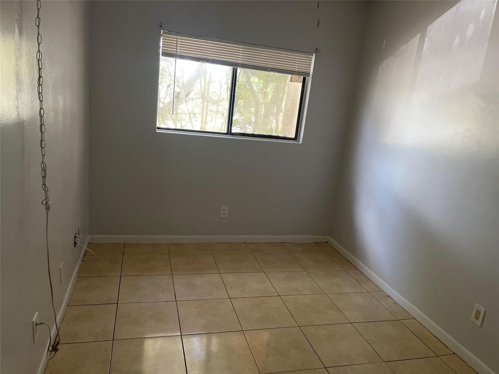 8843 SPRINGTREE LAKES Drive — photo 10