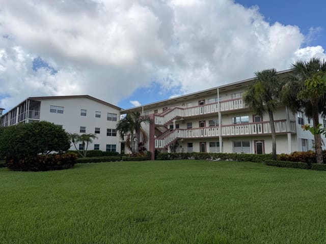 353 PRESTON I Drive, Boca Raton, FL 33434