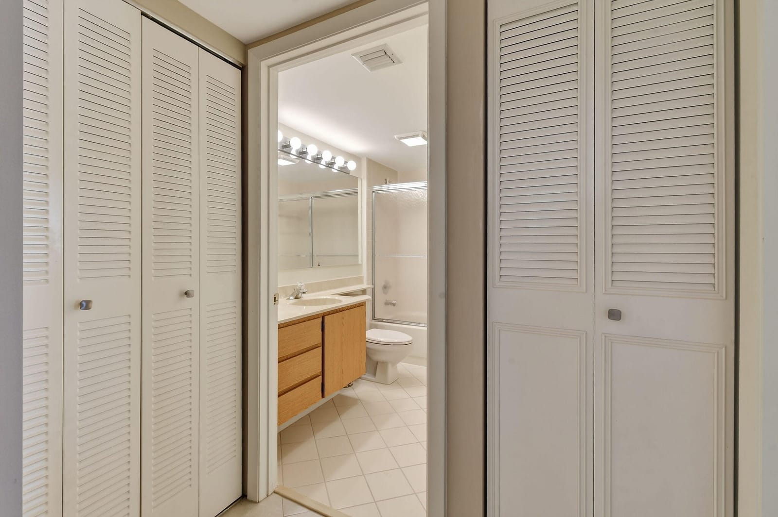 2101 Marina Isle Way 202, Jupiter, FL 33477 photo 21