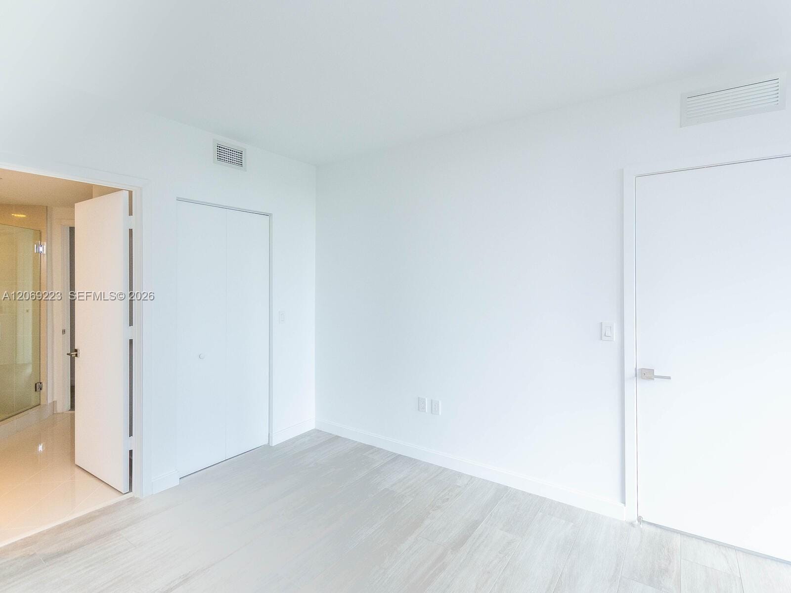 45 SW 9th Street 1201, Miami, FL 33130 photo 20