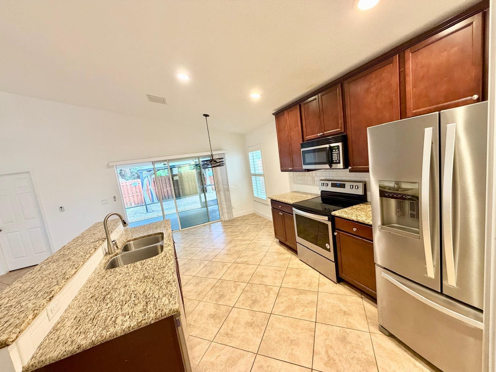 9553 SEA SPRAY Drive — photo 4