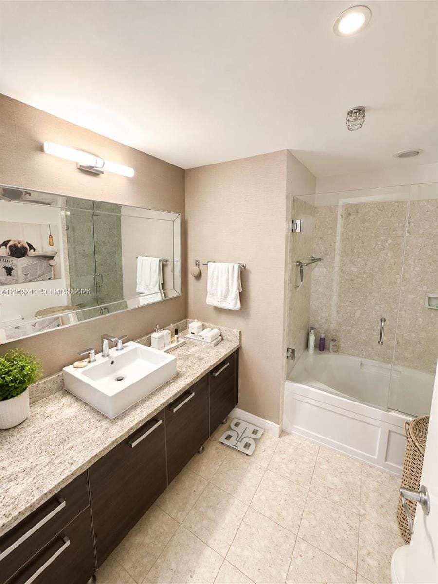 185 SW 7th Street 1505 — photo 11