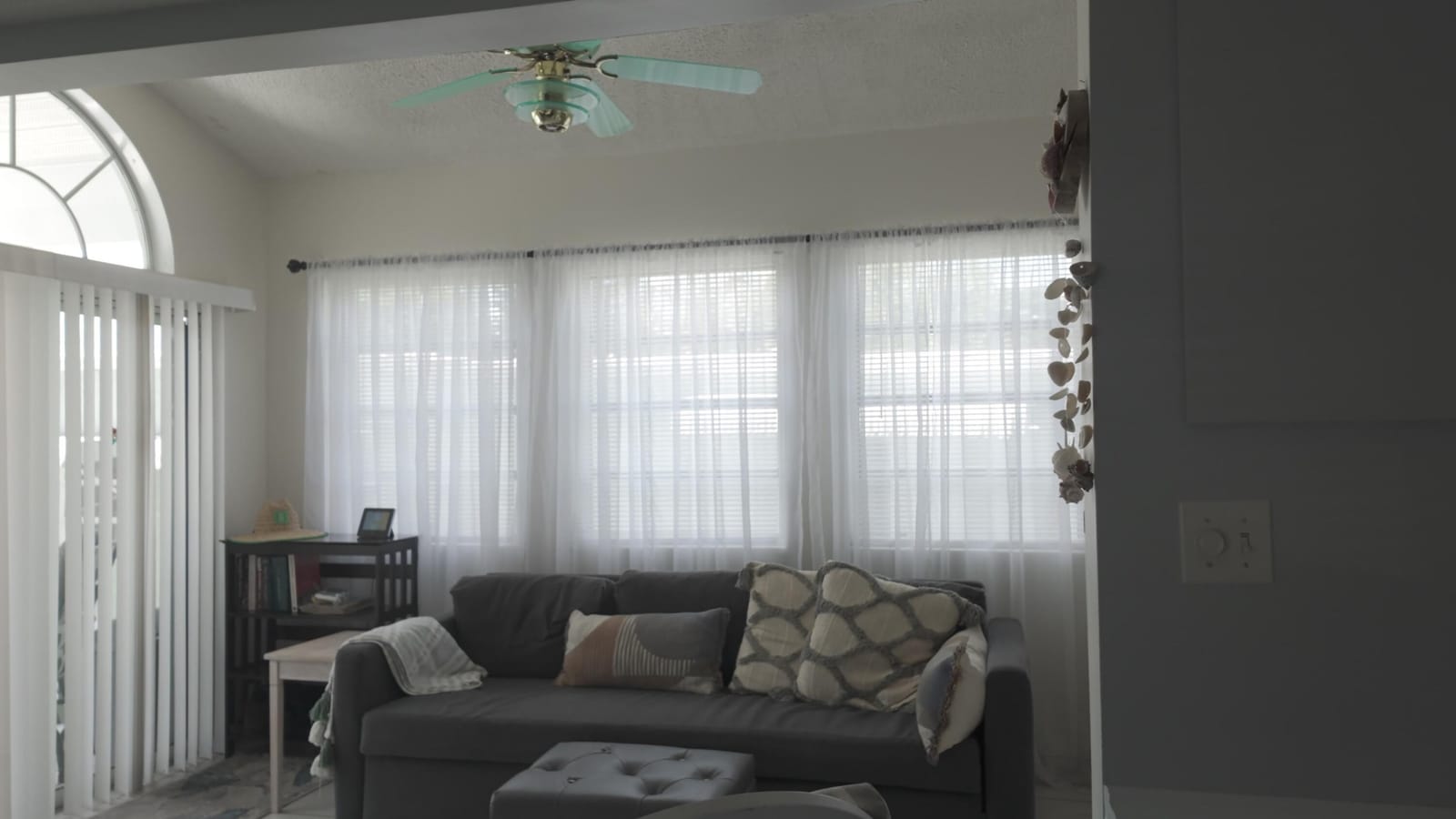 2773 NW 29th Place, Oakland Park, FL 33311 photo 6