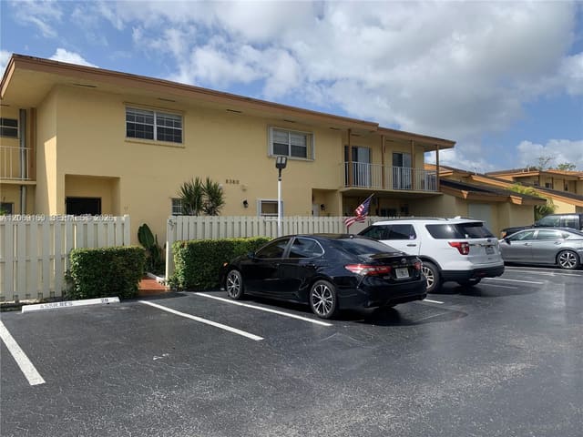 8380 SW 154th Avenue 57, Miami, FL 33193