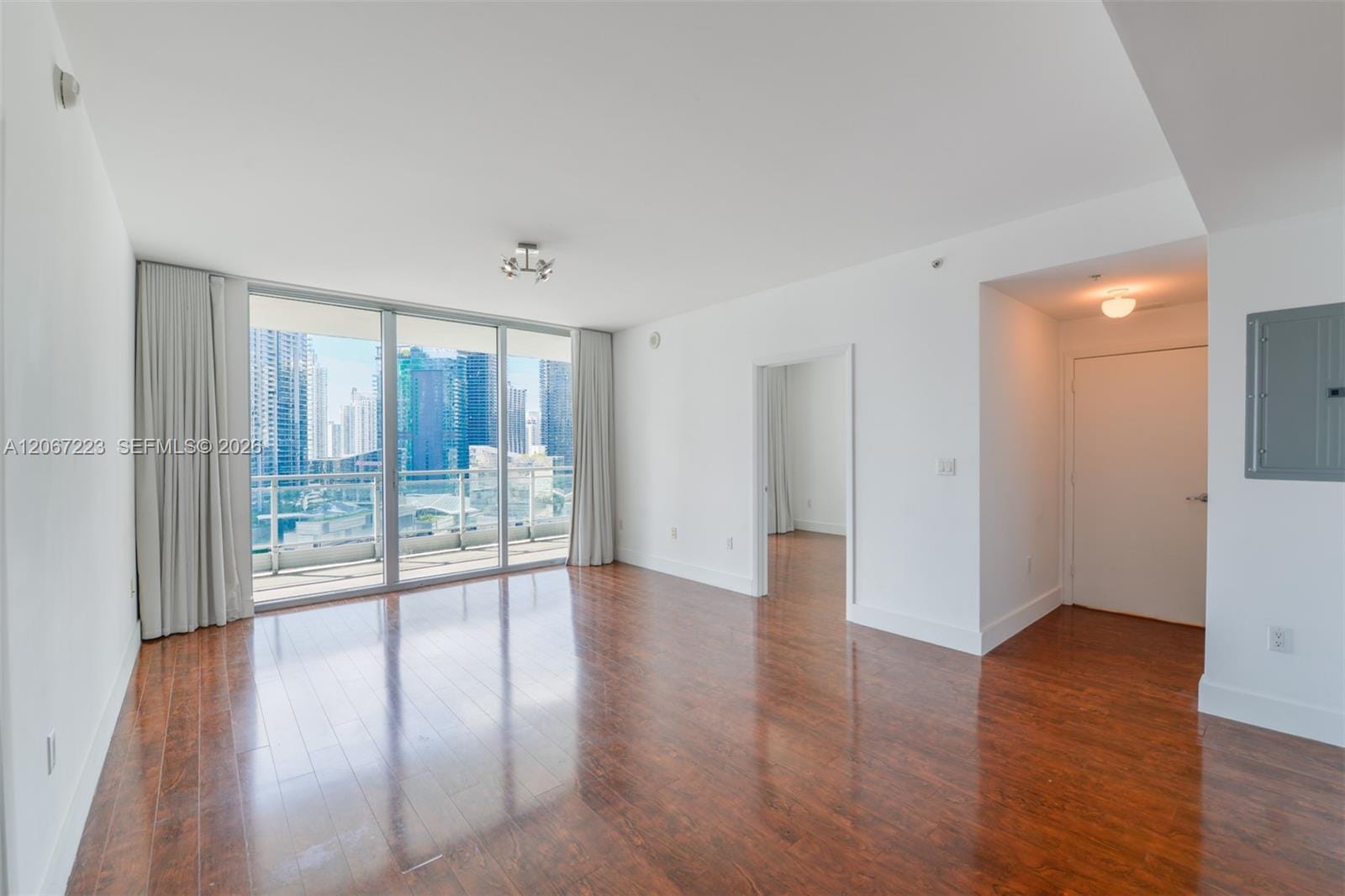 90 SW 3rd Street 2501, Miami, FL 33130