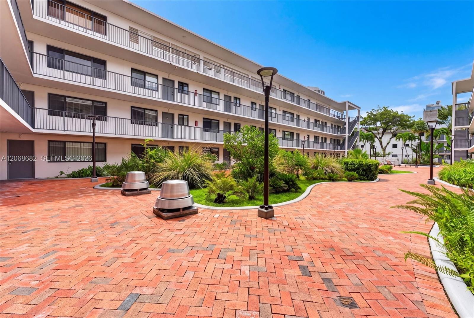 2924 Day Avenue N314, Miami, FL 33133 photo 3