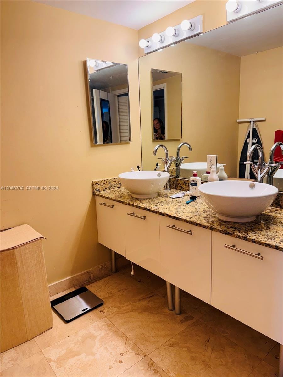41 SE 5th 2204, Miami, FL 33131 photo 14