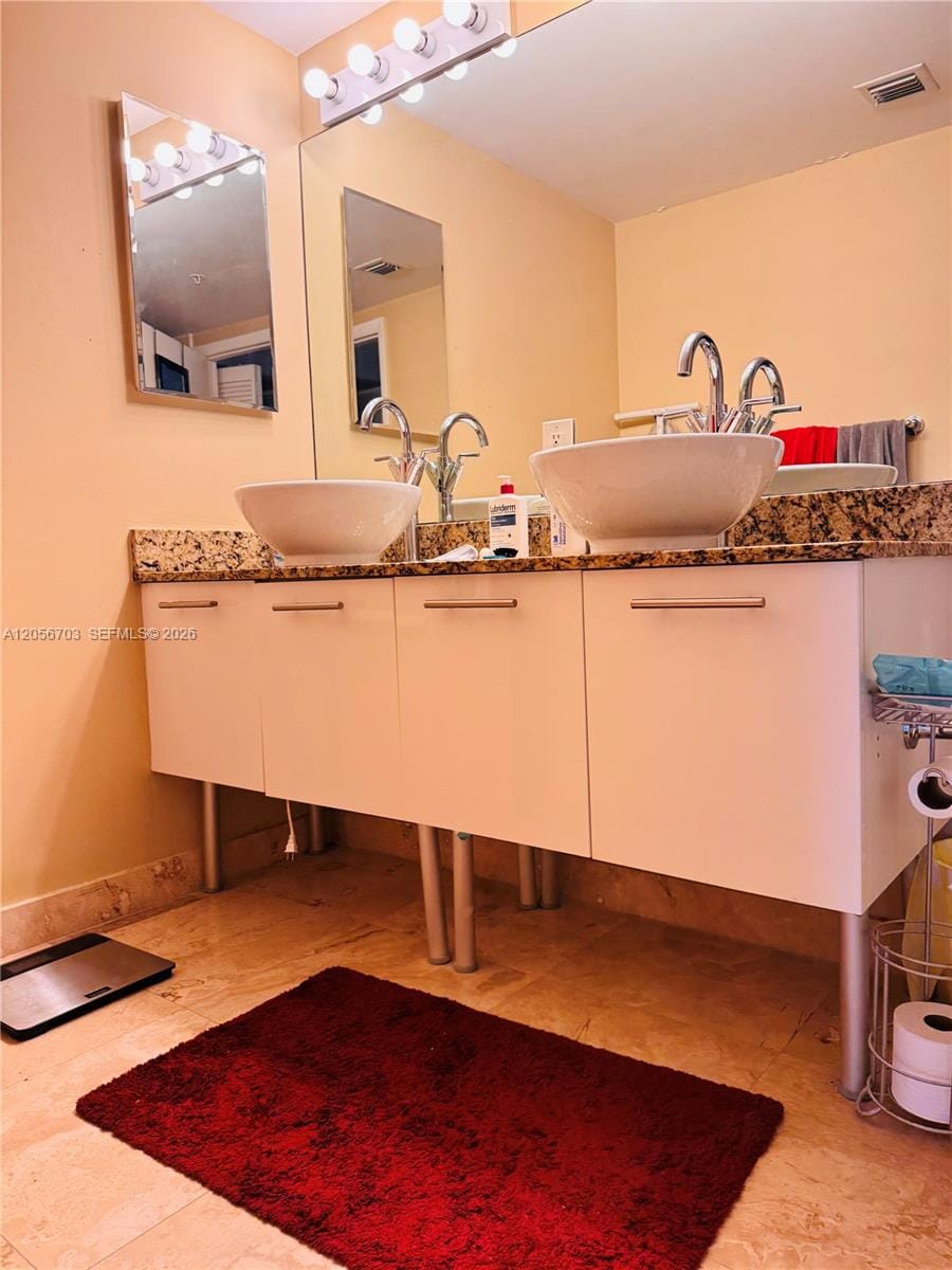 41 SE 5th 2204, Miami, FL 33131 photo 15