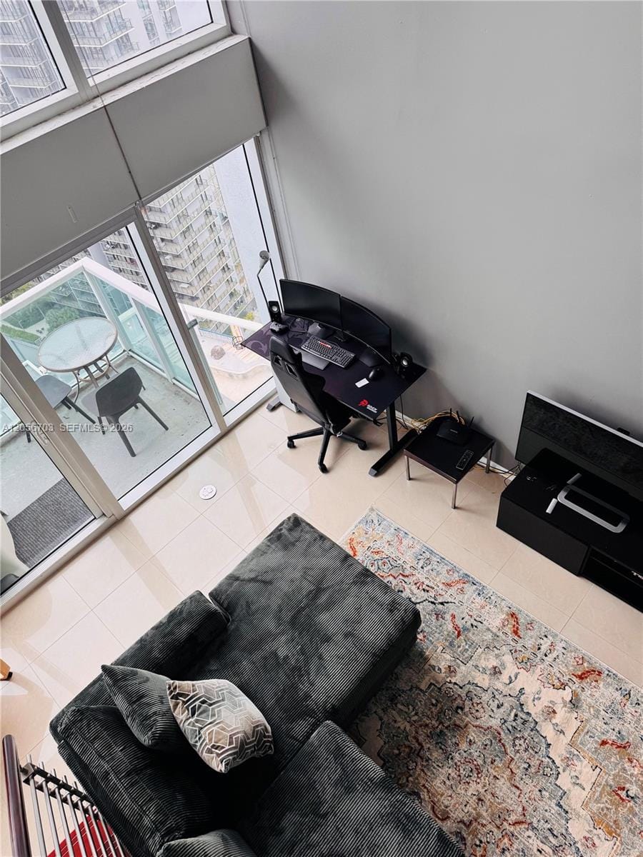 41 SE 5th 2204 — photo 9