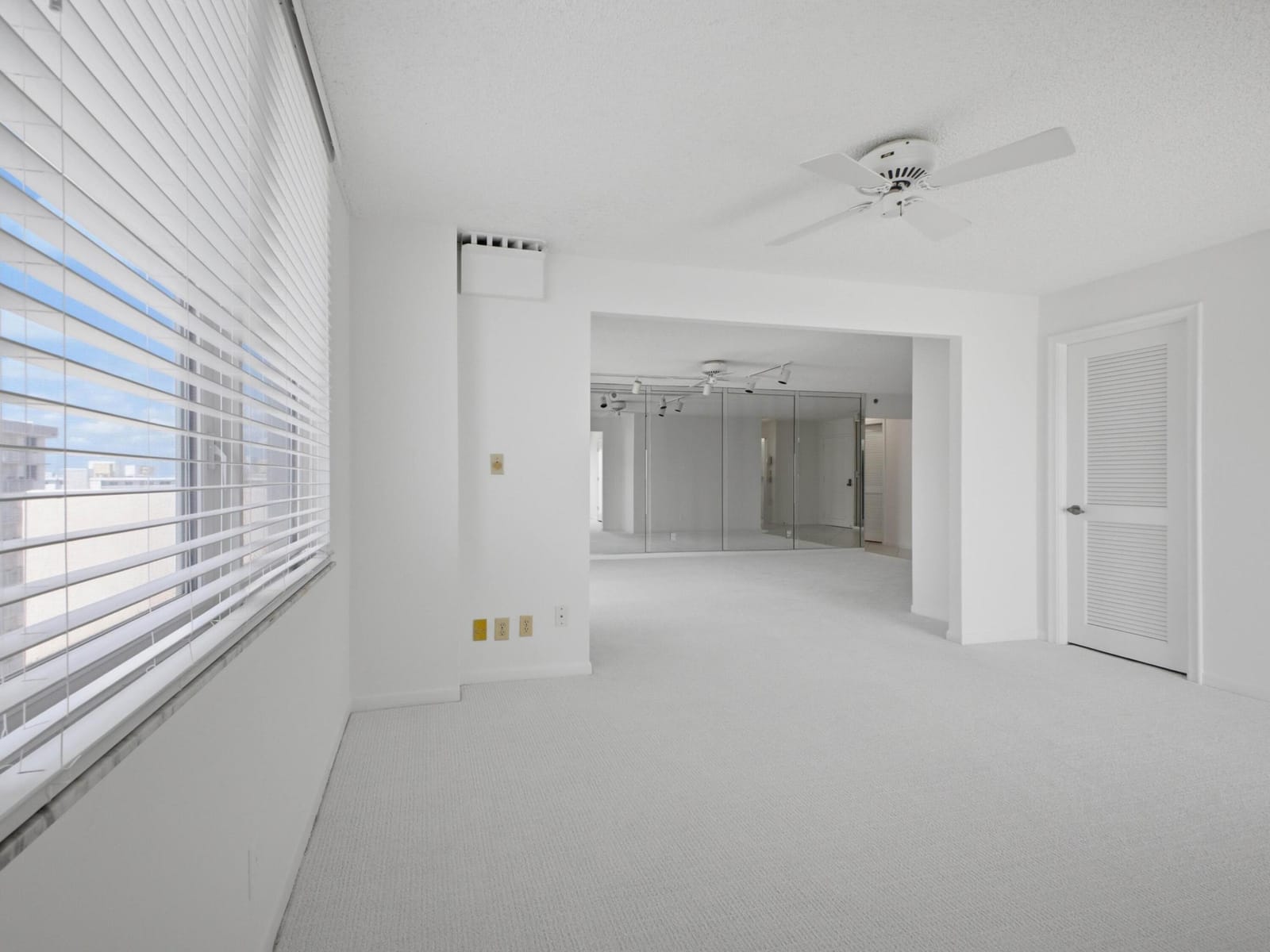 3215 S Ocean Boulevard 911, Highland Beach, FL 33487 photo 8