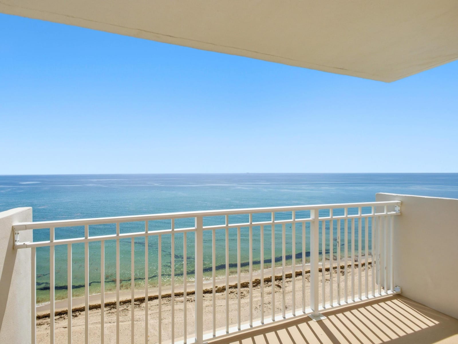 3215 S Ocean Boulevard 911, Highland Beach, FL 33487