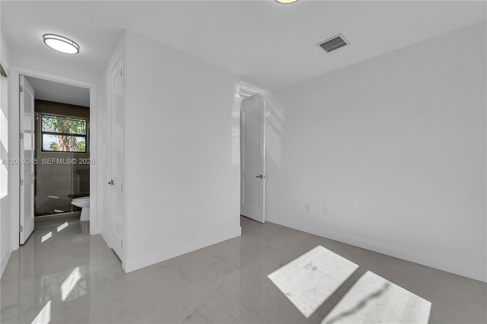 828 NE 14th Street — photo 5