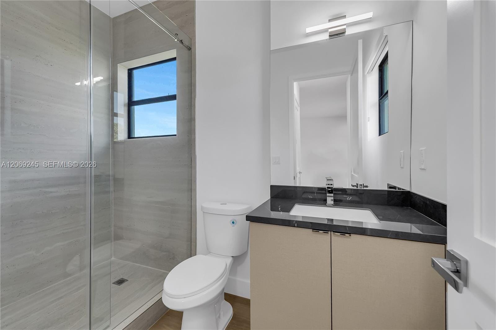 828 NE 14th Street — photo 11