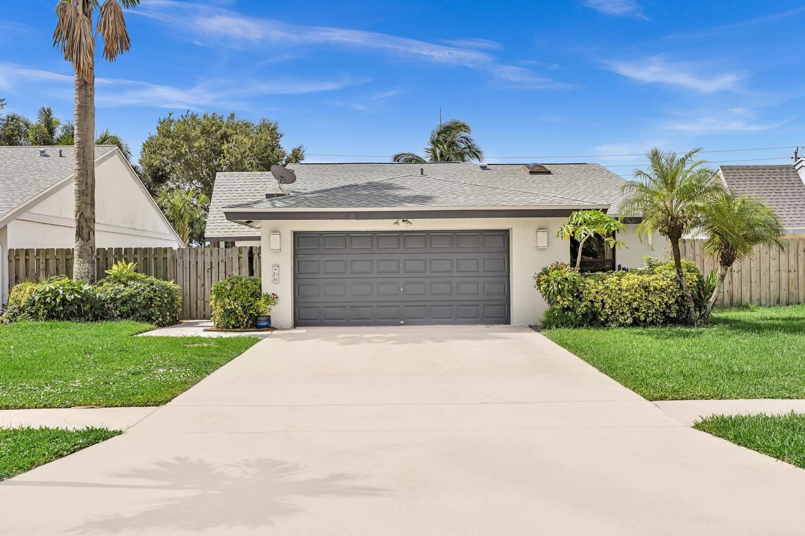 23 BAYTREE Circle, Boynton Beach, FL 33436