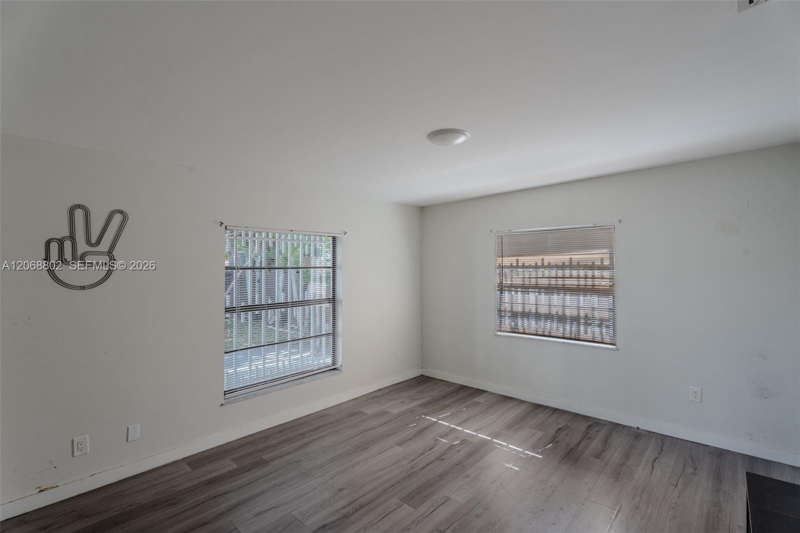 3311 NW 16th Terrace, Miami, FL 33125 photo 4