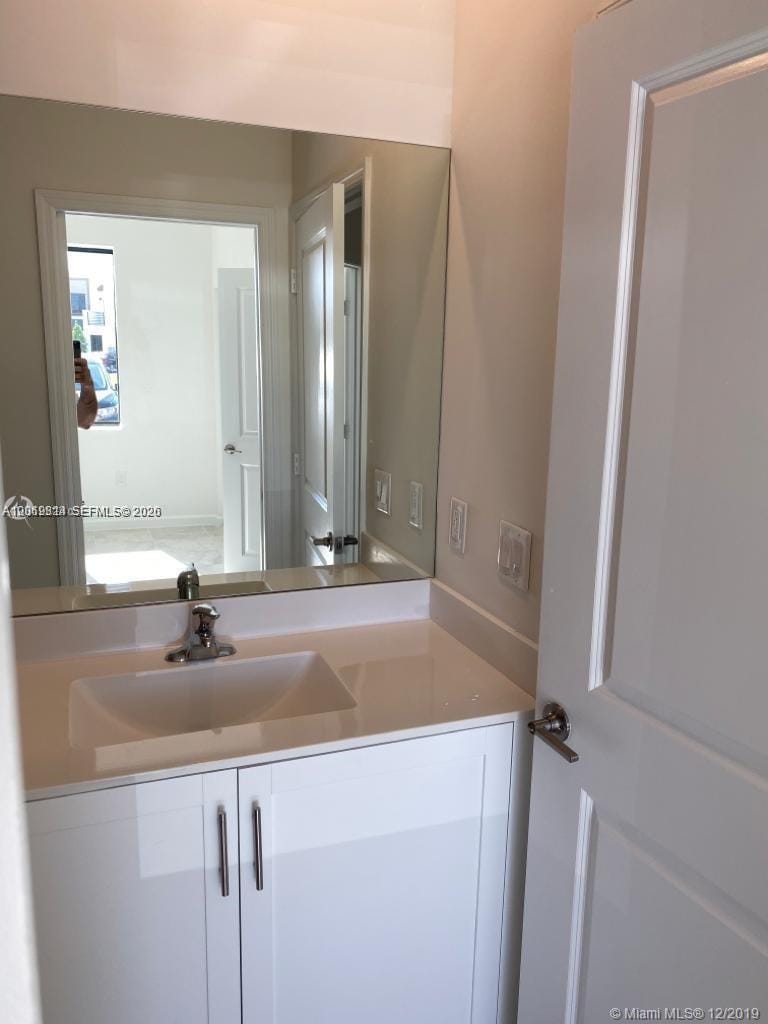 388 NE 208th Terrace, Miami, FL 33179 photo 11