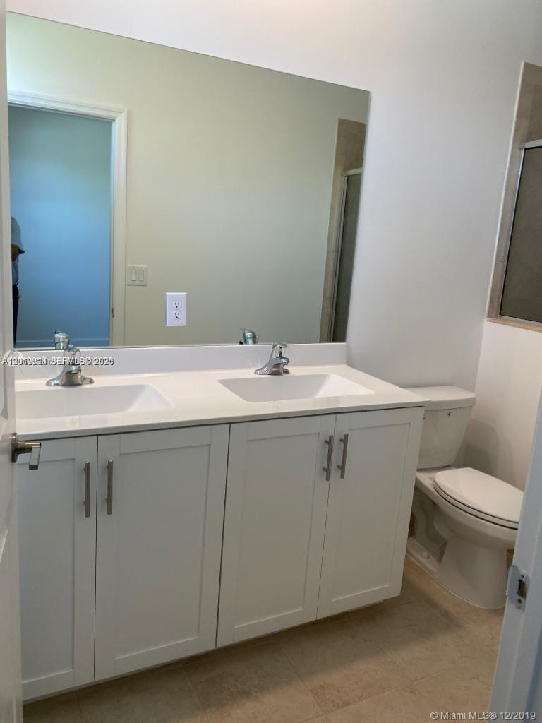 388 NE 208th Terrace, Miami, FL 33179 photo 10