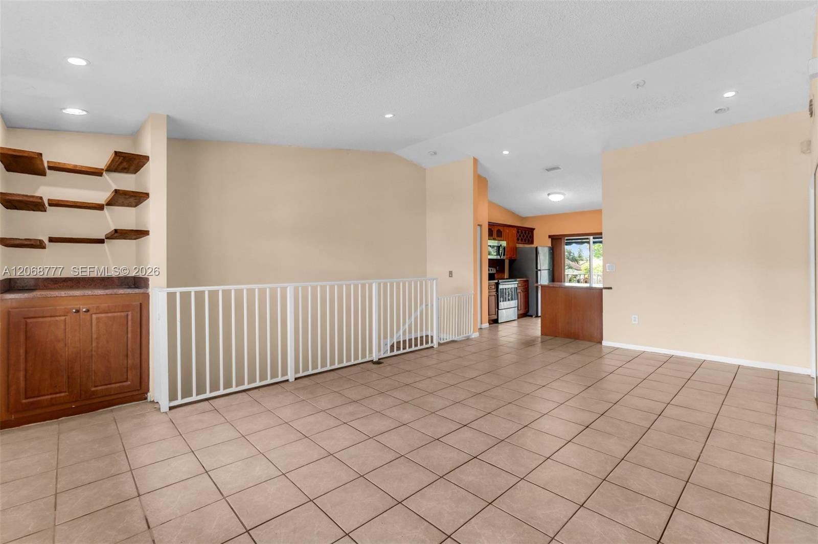 7070 NW 173rd Drive 304, Hialeah, FL 33015 photo 29