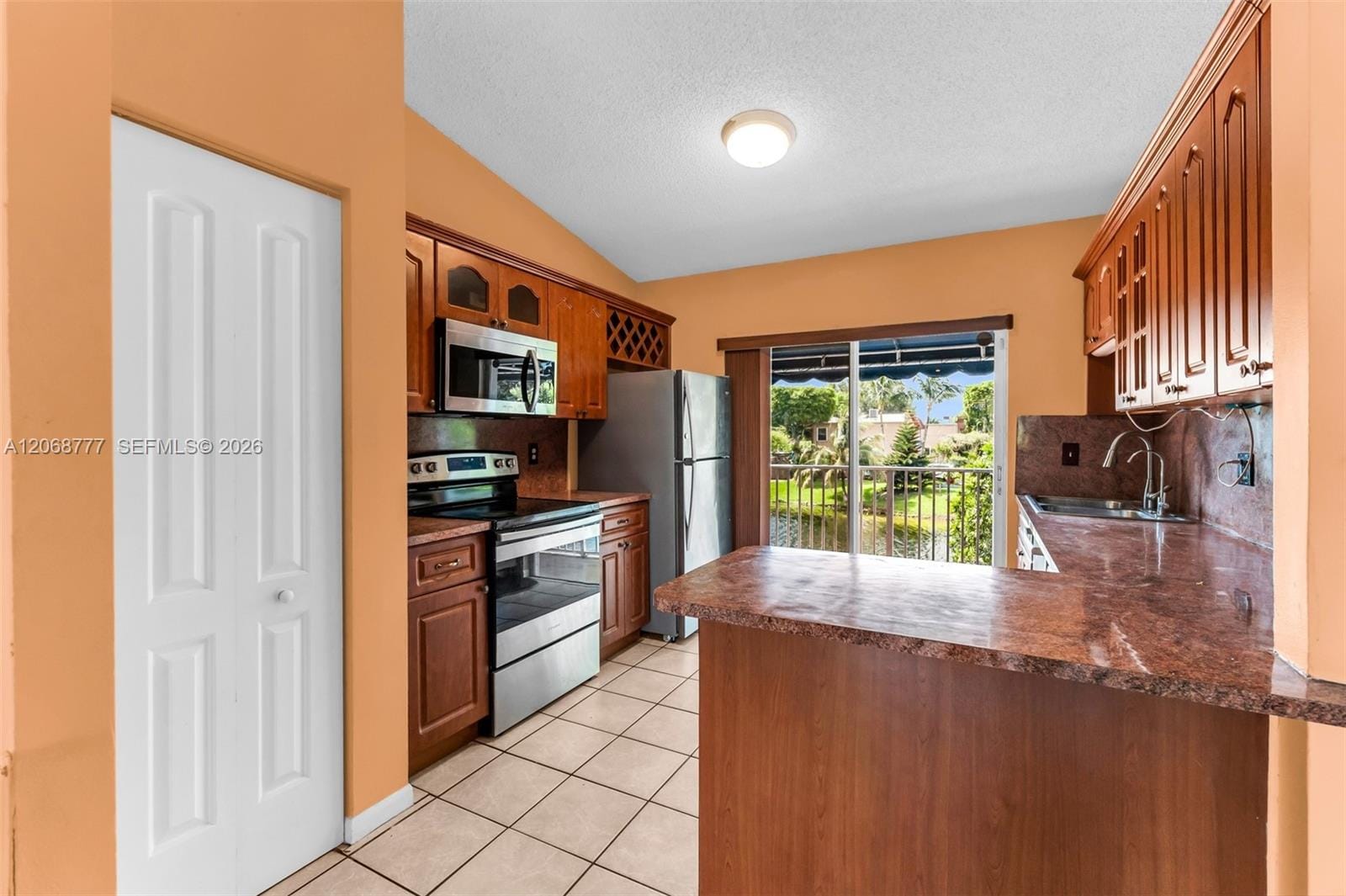 7070 NW 173rd Drive 304, Hialeah, FL 33015 photo 7