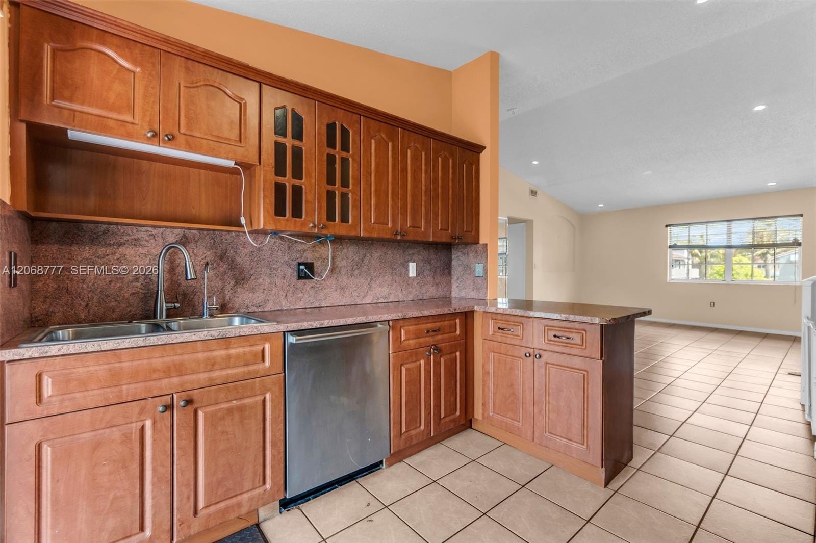 7070 NW 173rd Drive 304, Hialeah, FL 33015 photo 10