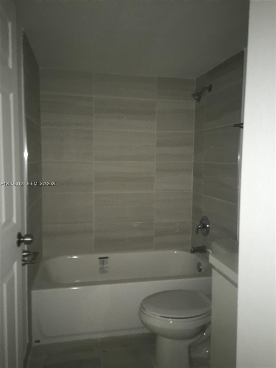 395 NE 21st Street 202 — photo 8