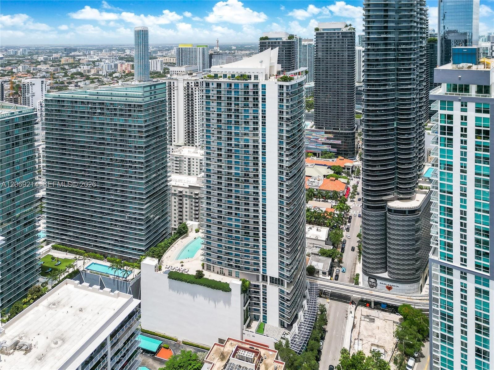 1100 S Miami Avenue 1607, Miami, FL 33130 photo 2