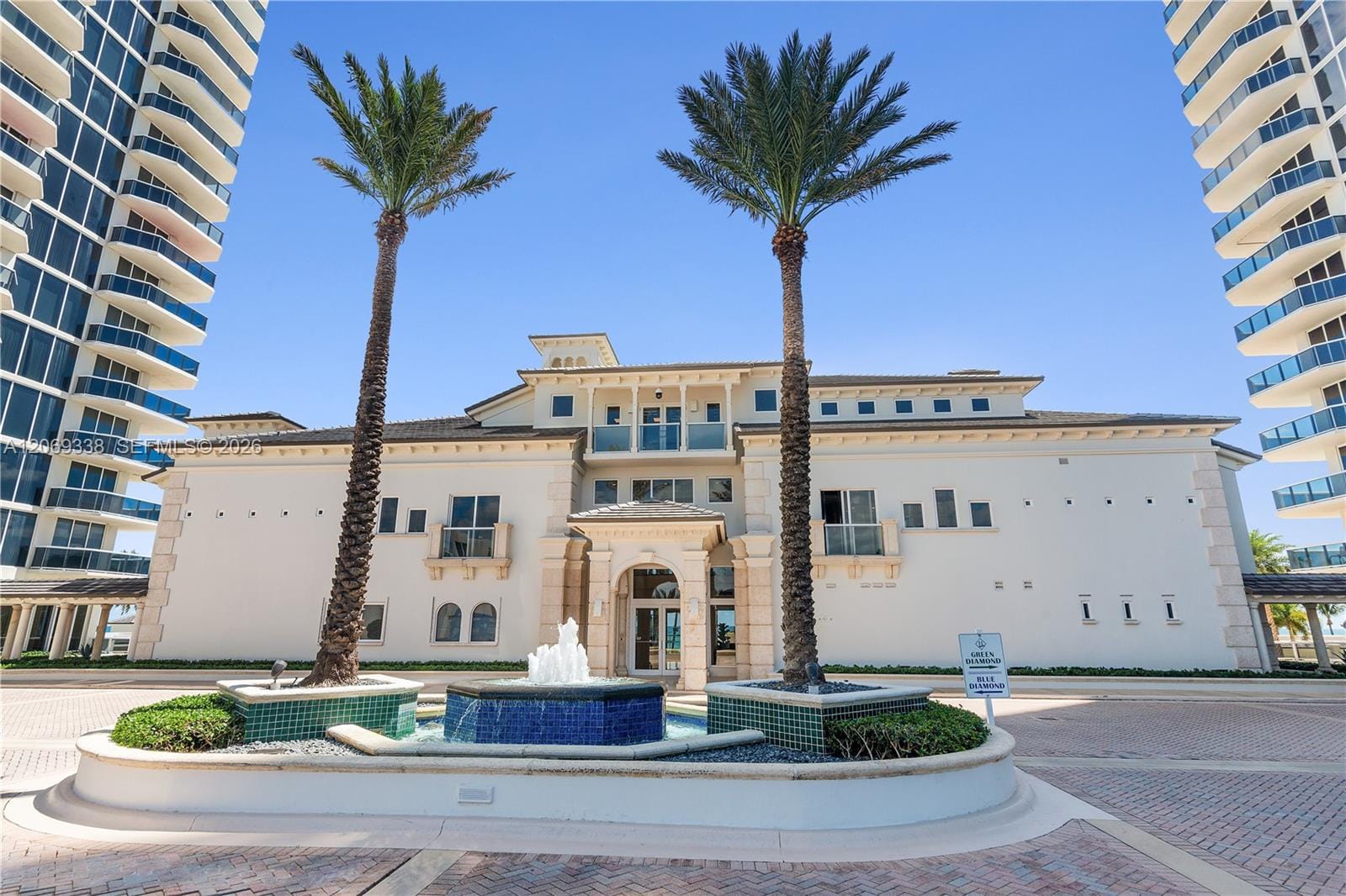 4779 Collins Avenue PH4306, Miami Beach, FL 33140 photo 11