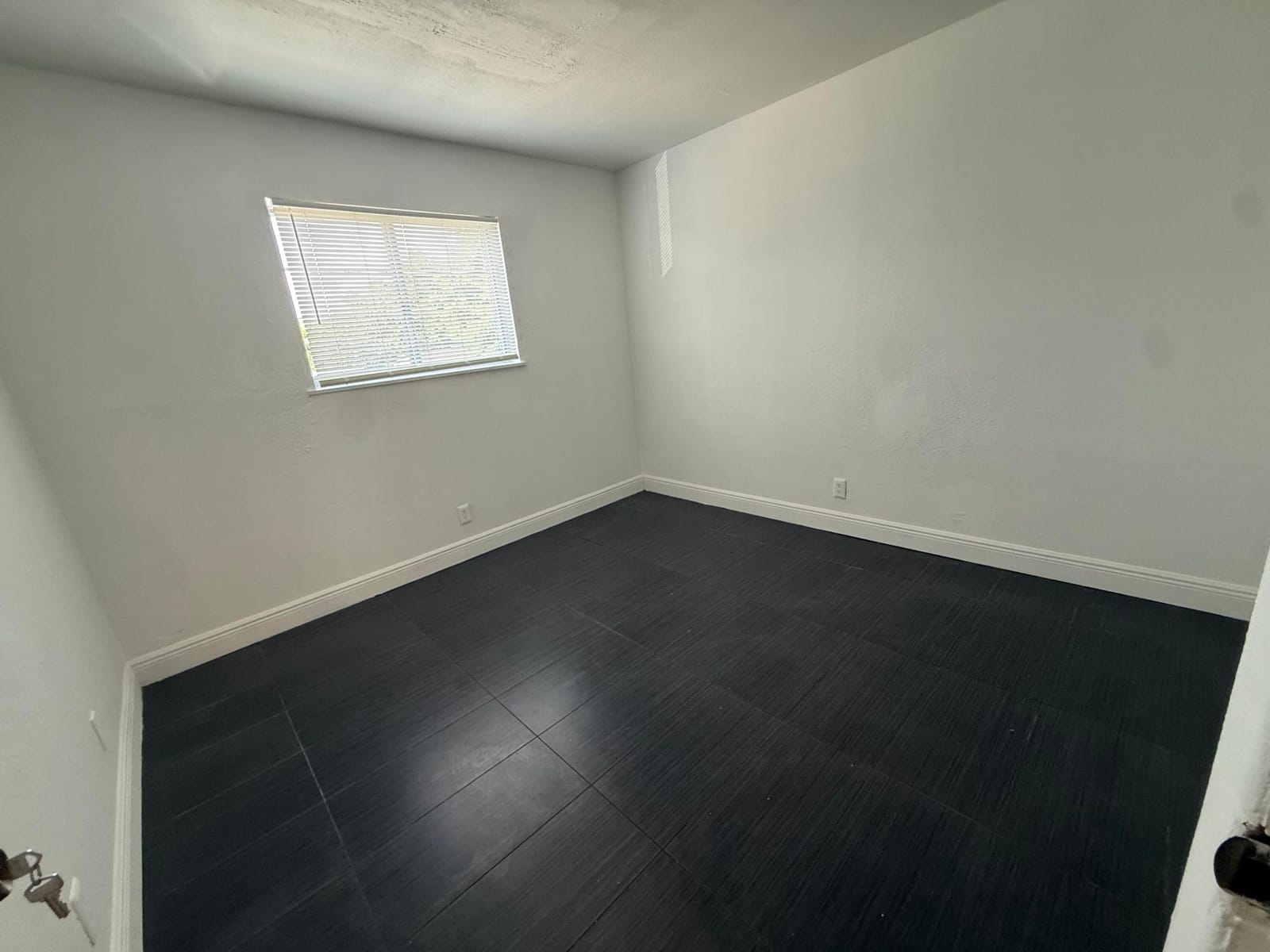 37 SW 14TH Street 17 — photo 7