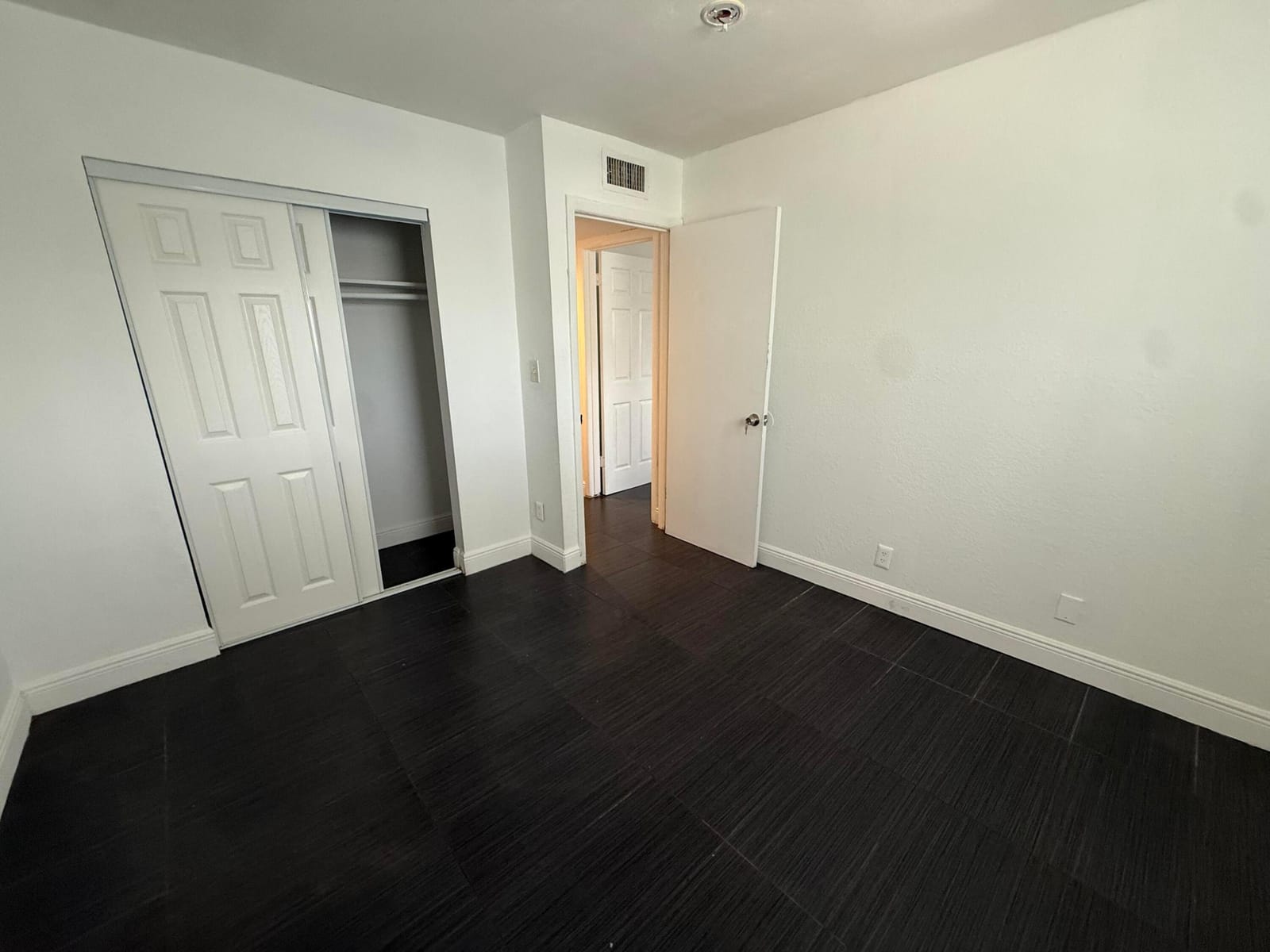 37 SW 14TH Street 17 — photo 9