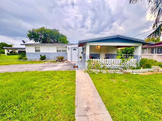 1201 NW 51st Avenue, Lauderhill, FL 33313