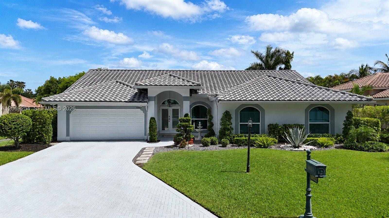Sold home at 10602 NW 49th Place, Coral Springs, FL 33076