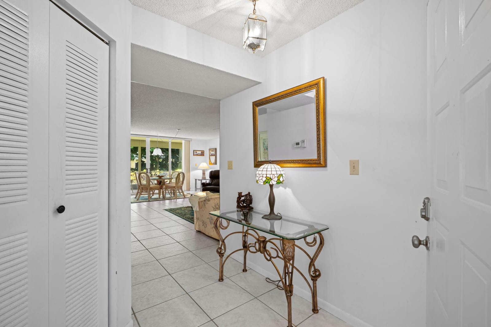 106 Half Moon Circle B1 — photo 3
