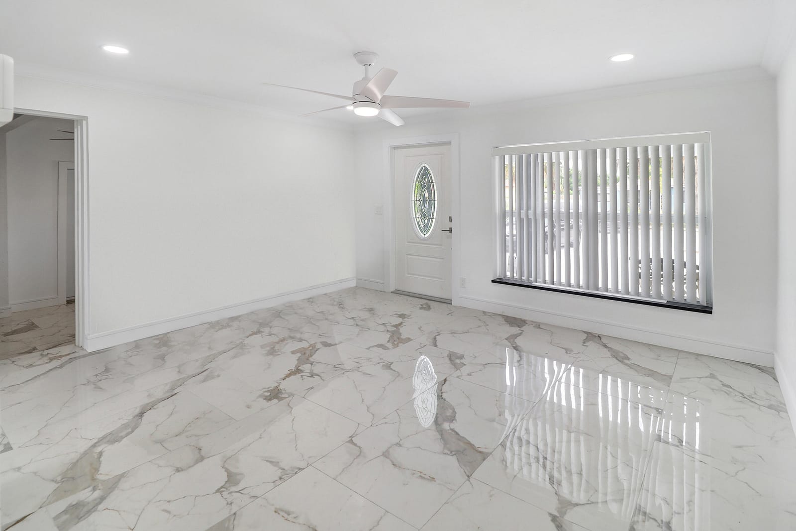 5209 N ANDREWS Avenue — photo 4