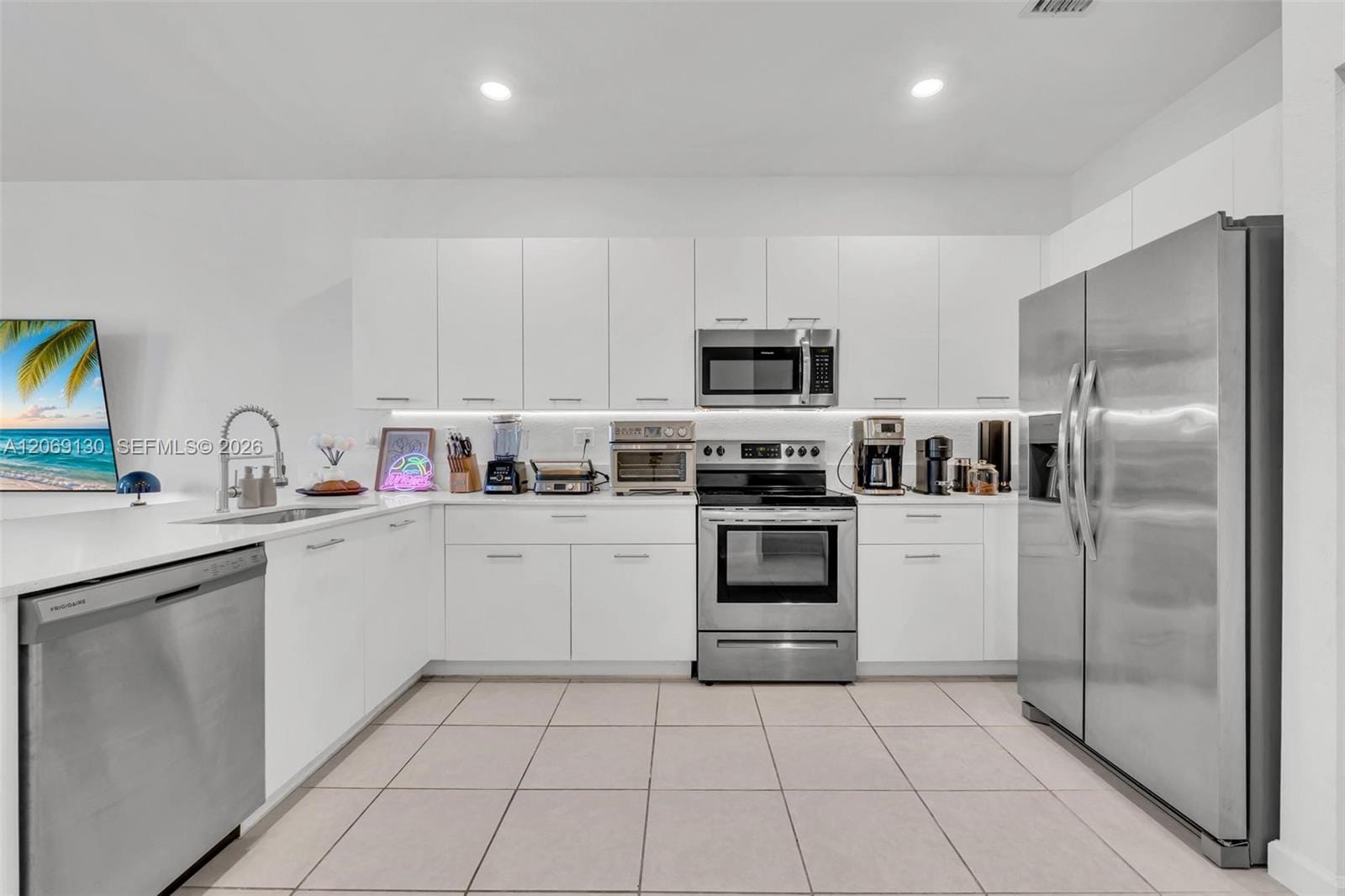 12613 NW 23rd Place, Miami, FL 33167 photo 2