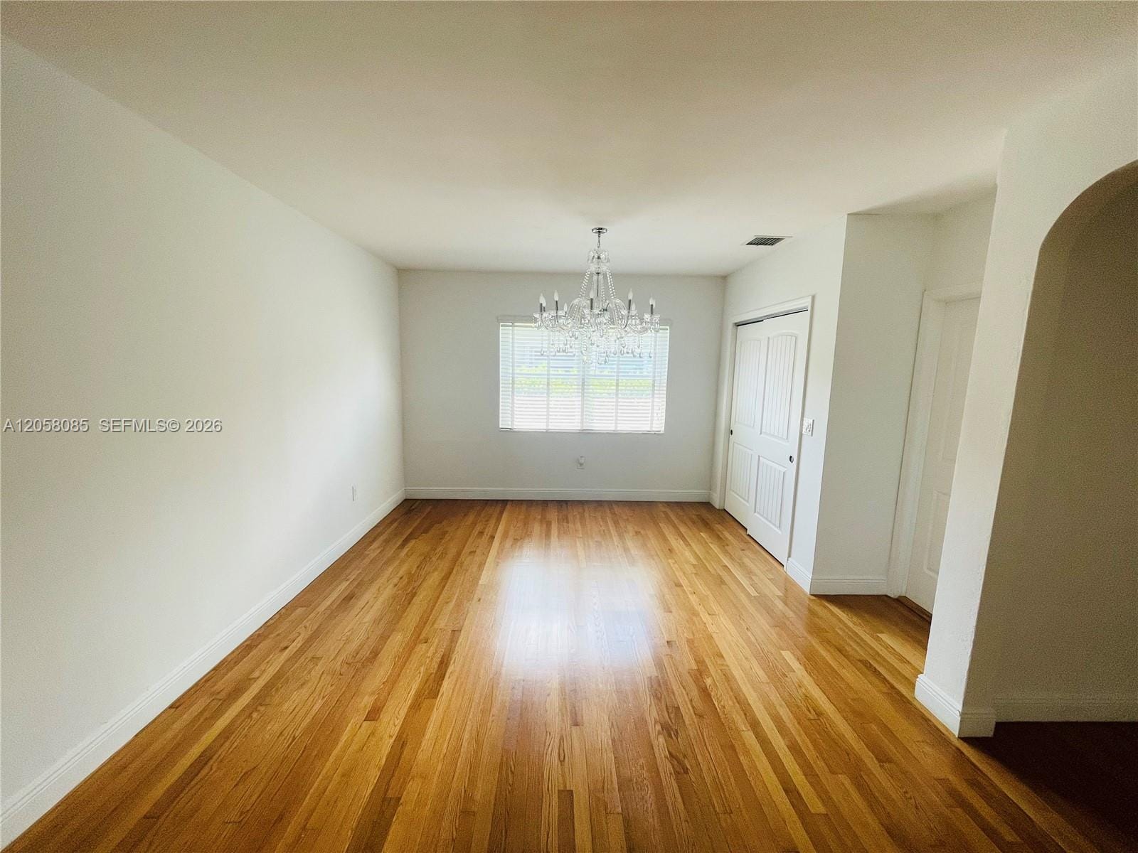 1116 Biarritz Drive — photo 4