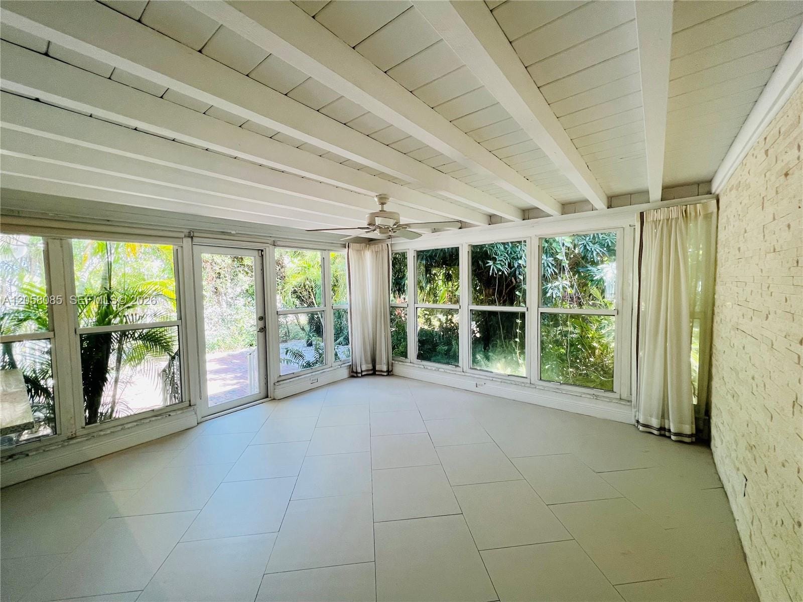 1116 Biarritz Drive — photo 8