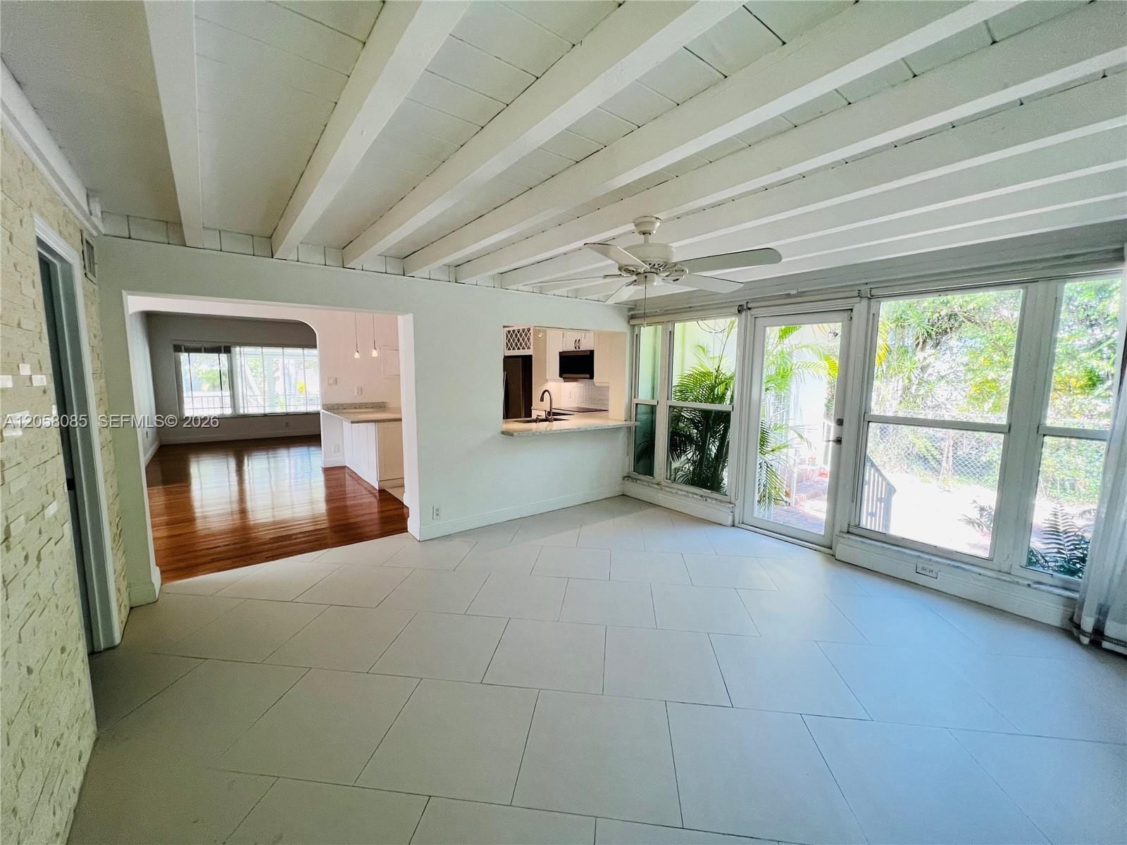 1116 Biarritz Drive — photo 9