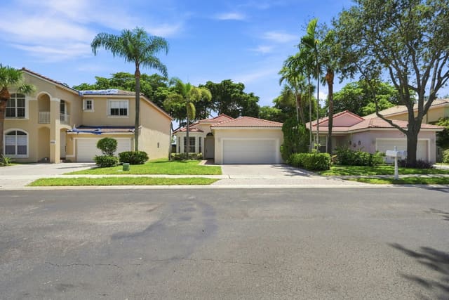 7778 NW 17th Place, Walnut Creek, Pembroke Pines, FL