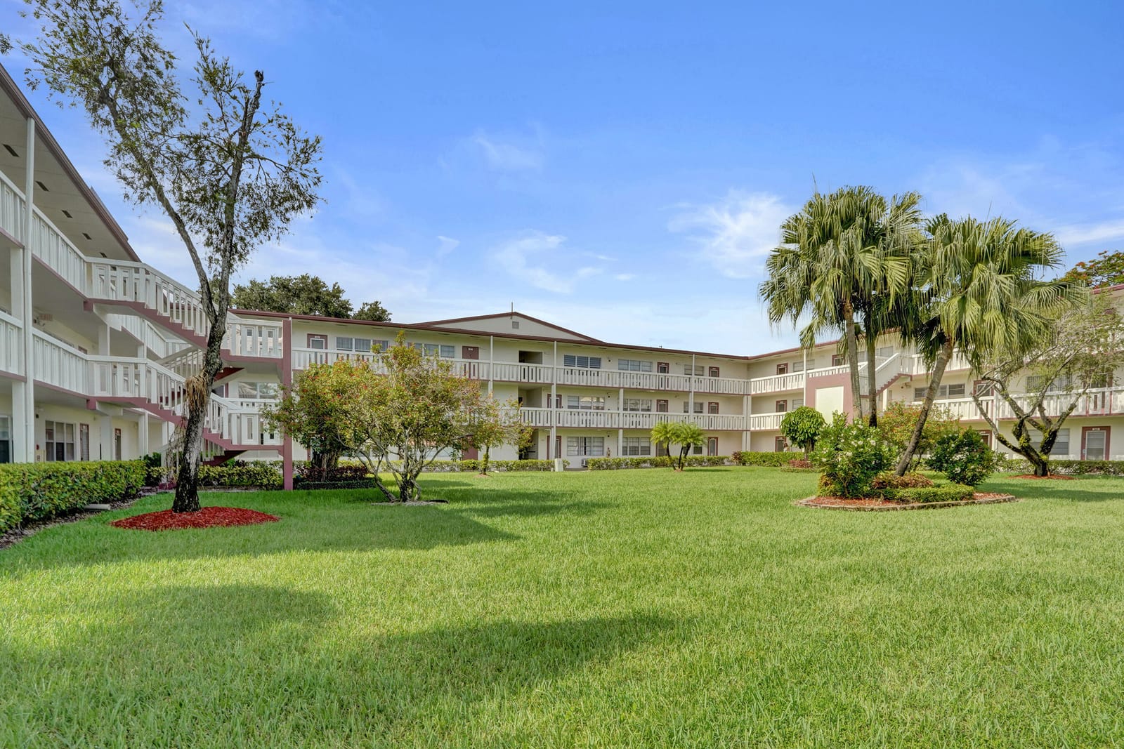 566 FANSHAW N, Boca Raton, FL 33434 photo 26