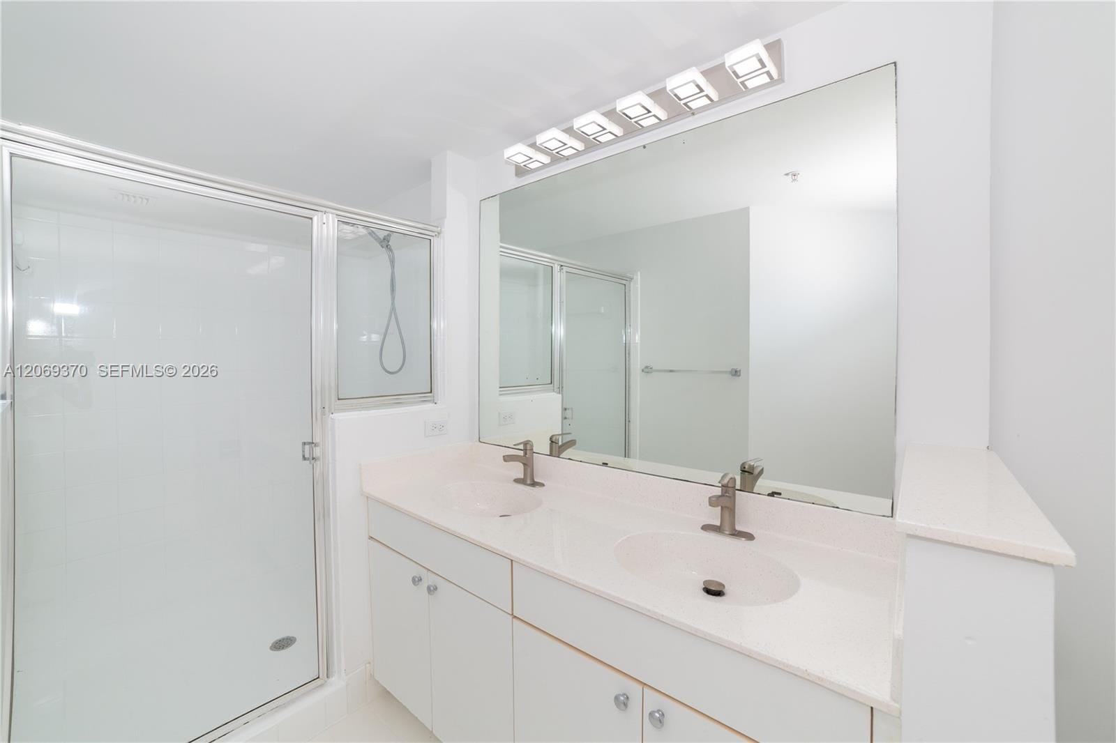 17100 N Bay Road 1407, Sunny Isles Beach, FL 33160 photo 11