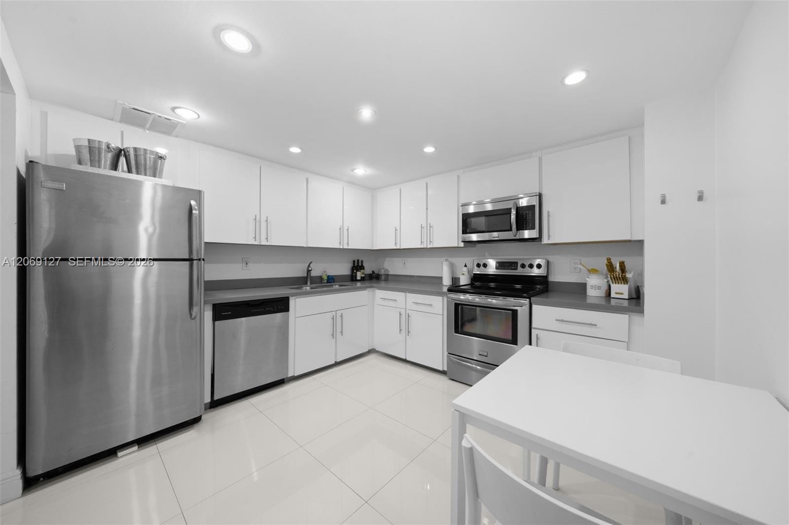 9801 Collins Avenue 20V, Bal Harbour, FL 33154 photo 9