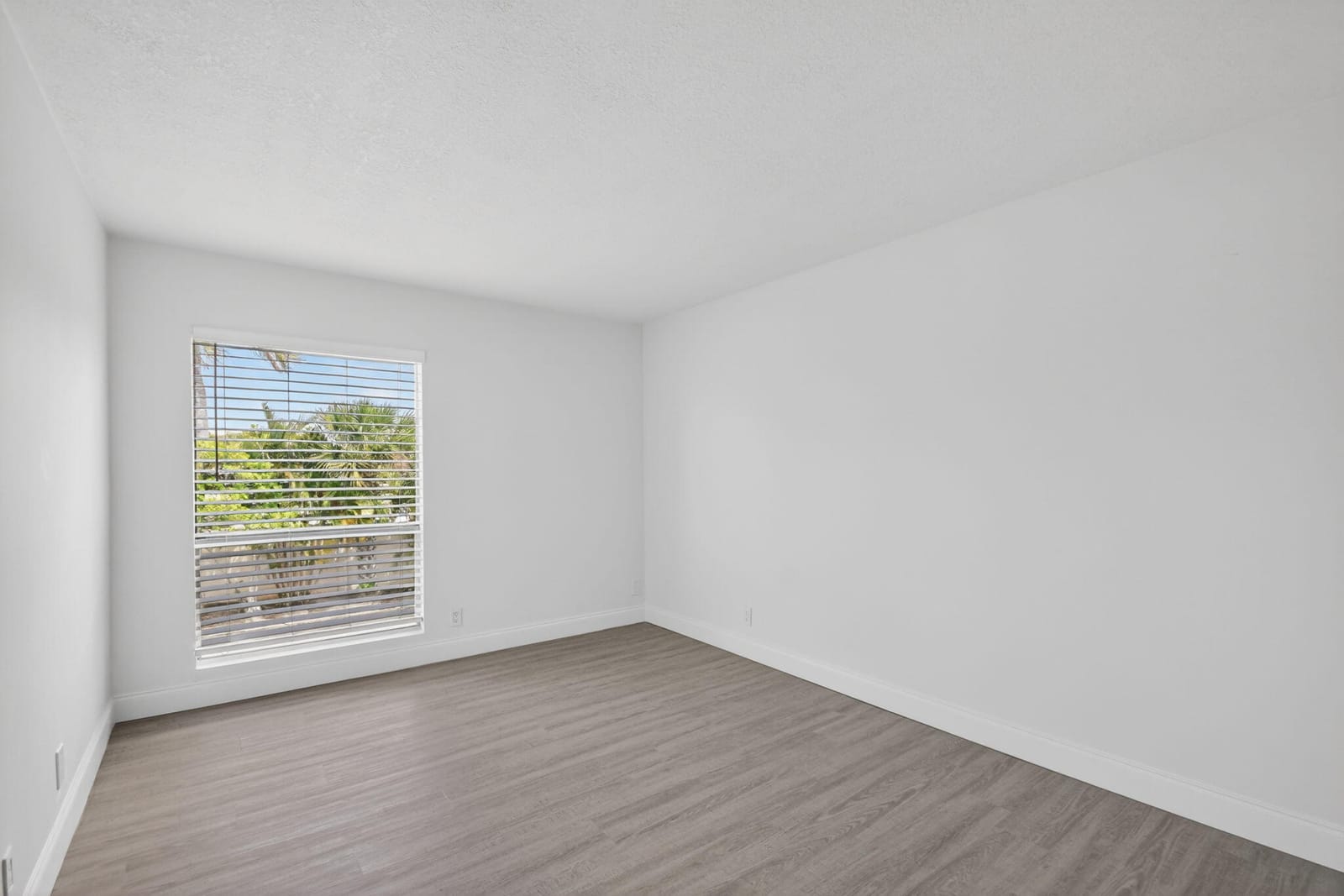 1500 N Congress Avenue C20, West Palm Beach, FL 33401 photo 13
